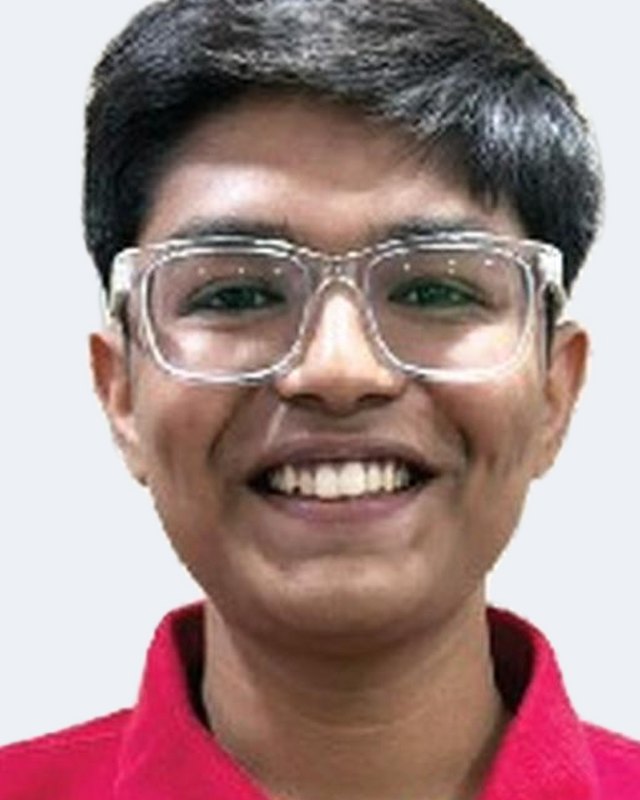 Darshil Chauhan, 97.8% — Std 12 Commerce · Prakash School · 2026